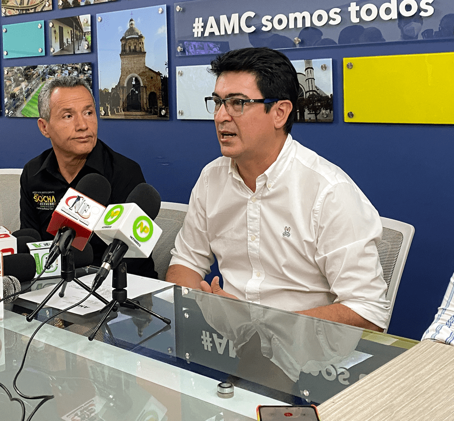 Junta Metropolitana, rueda de prensa con el Director Miguel Enrique Peñaranda